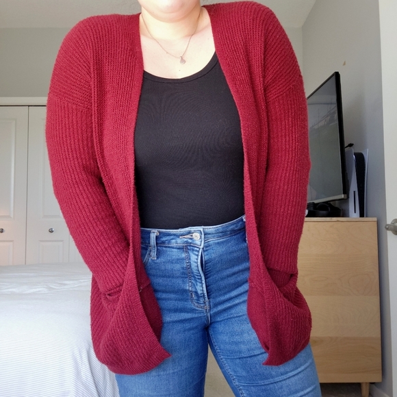 Hollister Red Knit Cardigan - Size small - Picture 3 of 9